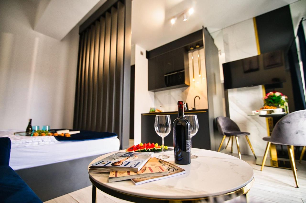 Apartpark Centrum Zator Bagian luar foto