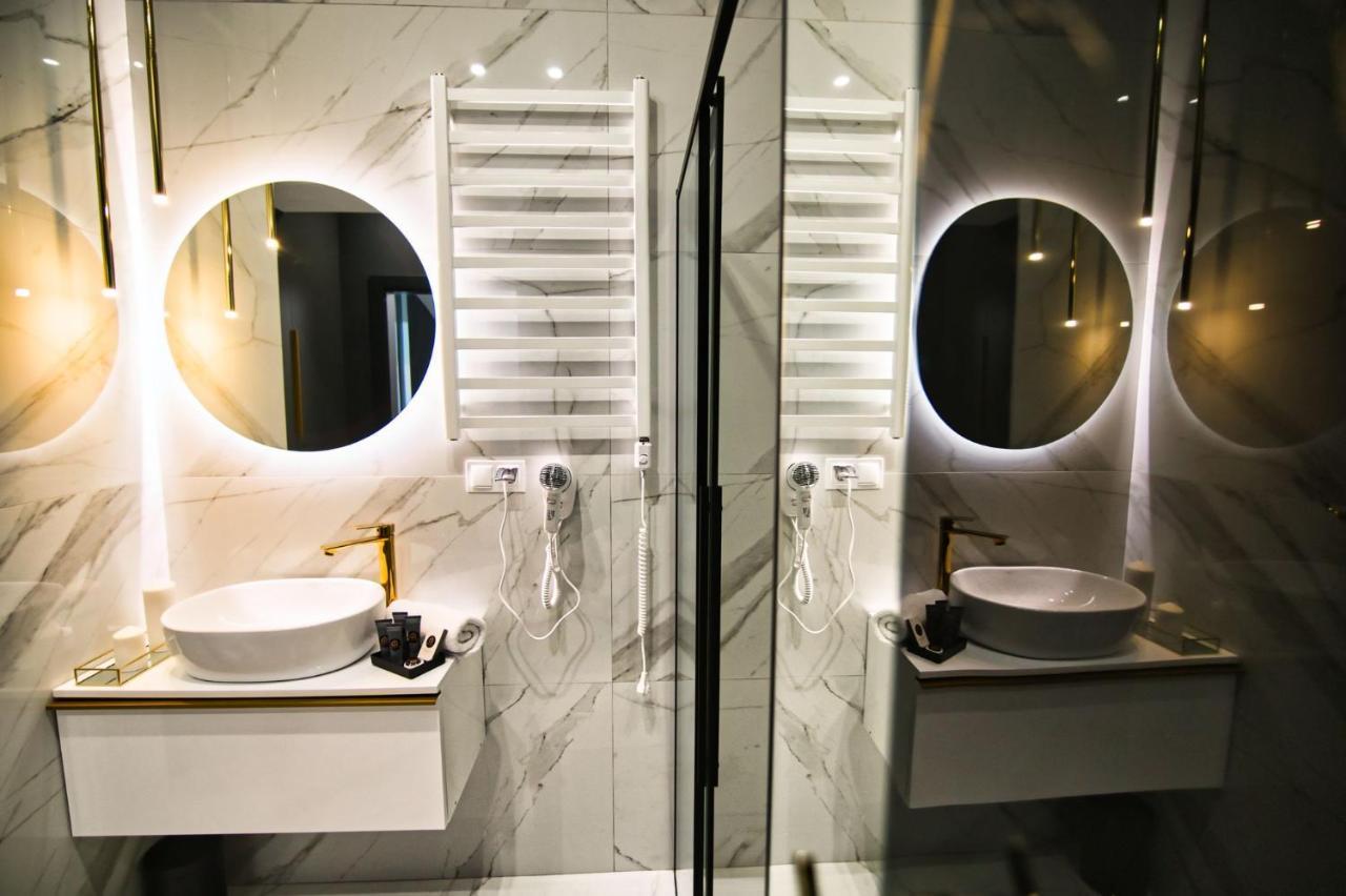 Apartpark Centrum Zator Bagian luar foto